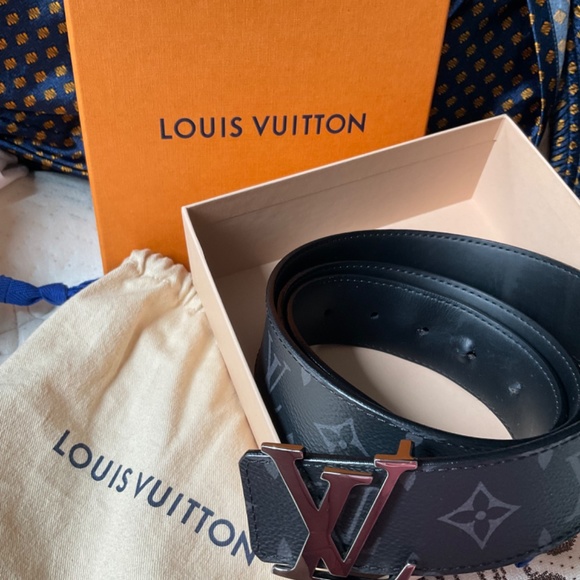 Louis Vuitton men’s belts - Picture 2 of 2